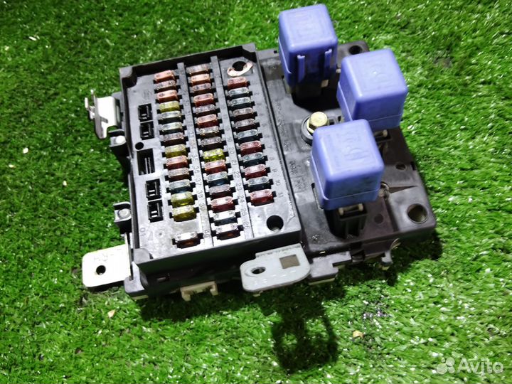 Блок предохранителей Ниссан Максима а32