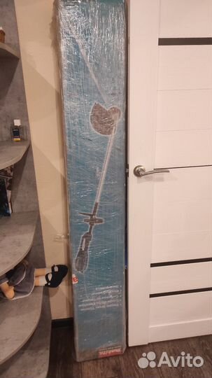 Триммер электрический makita UR3502