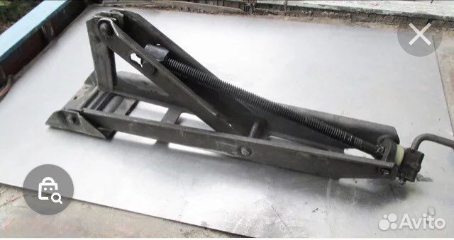 Домкрат автомобильный (0,8 т)