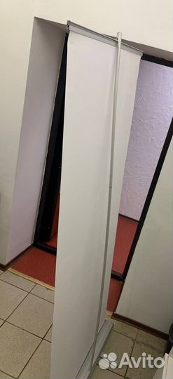 Мобильный стенд ролл ап