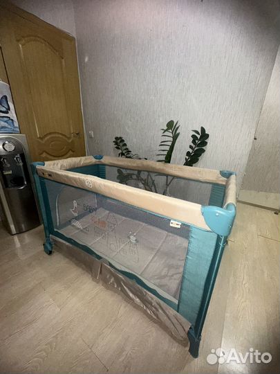 Манеж детский складной