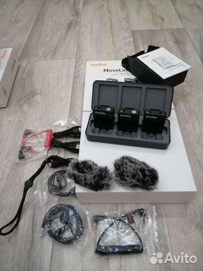 Петличная радиосистема Godox Movelink ll m2