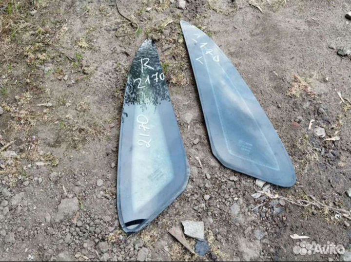 Форточка Приора седан задняя правая левая