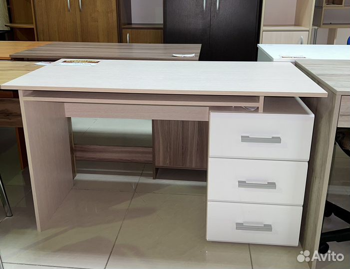 Стол компьютерный Симба