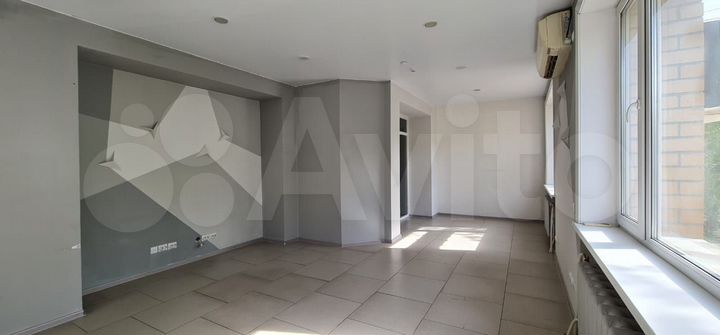 Офисное помещение, 214 м²