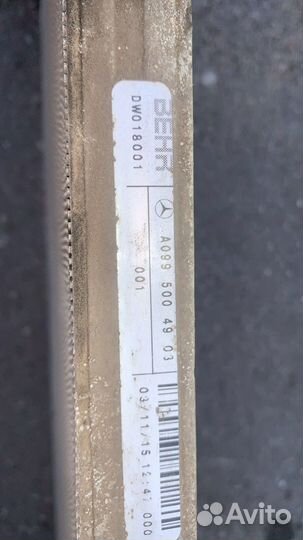 Радиатор охлаждения на мерседес w251 r-class