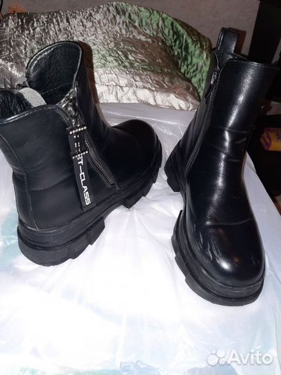Ботинки детские 33 размер