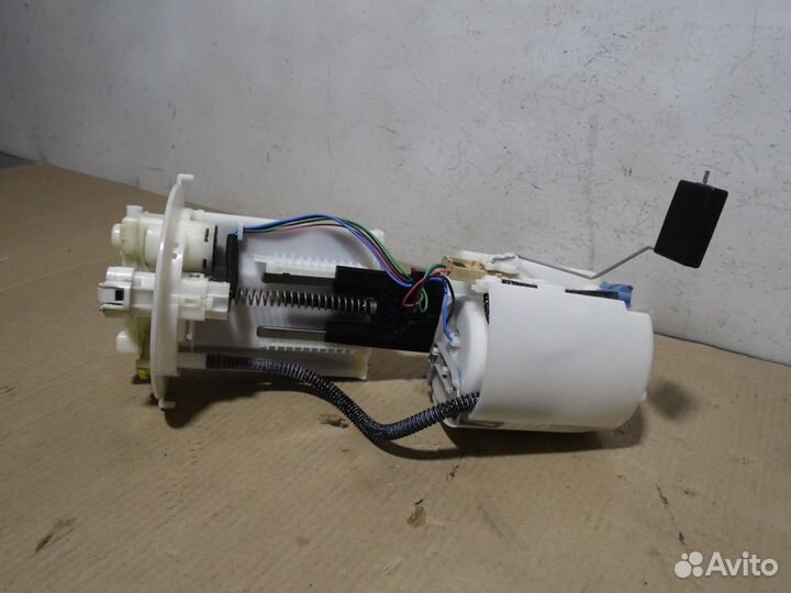 Бензонасос, топливный насос Тойота Приус 50