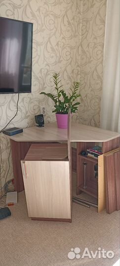 Компьютерный стол