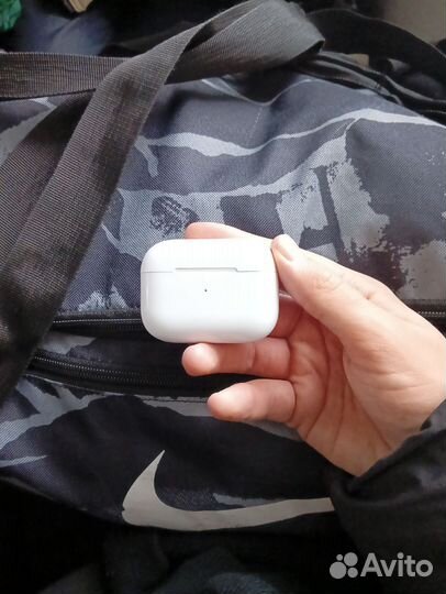 Наушники airpods