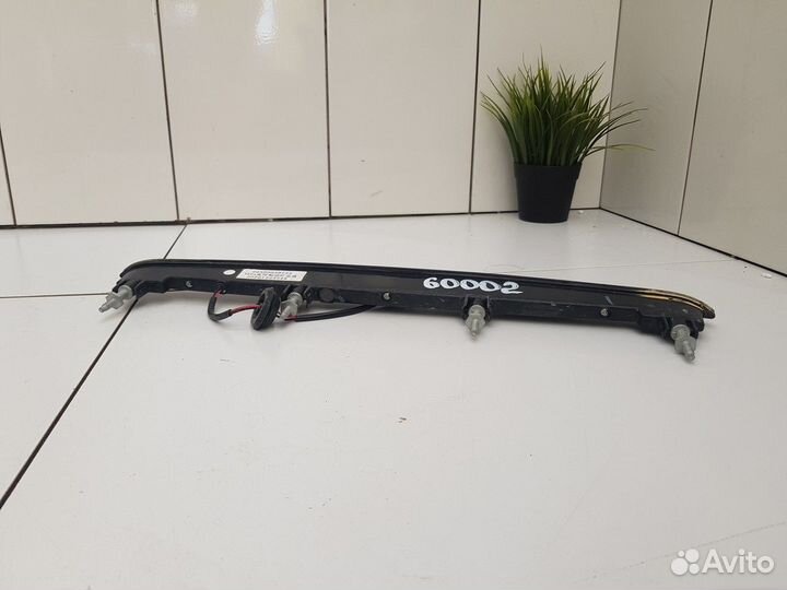 Фонарь задний дополнительный стоп сигнал