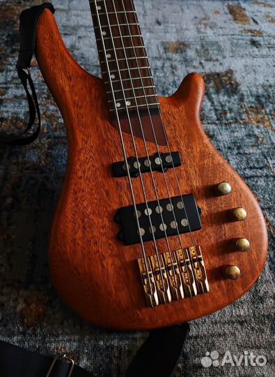 Invasion BG715 бас гитара
