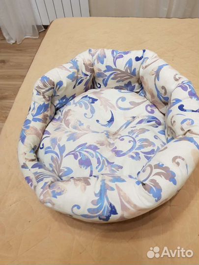 Лежанка для собак и кошек