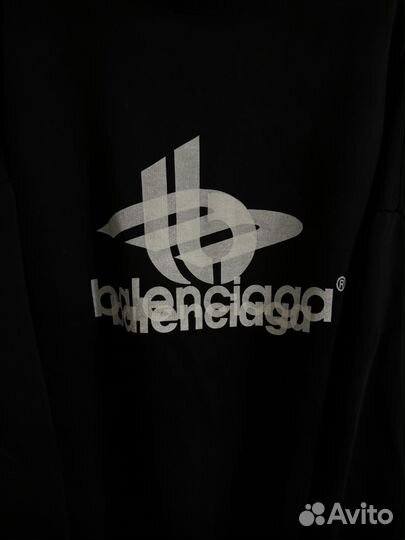 В Наличии balenciaga reversable logo свитшот