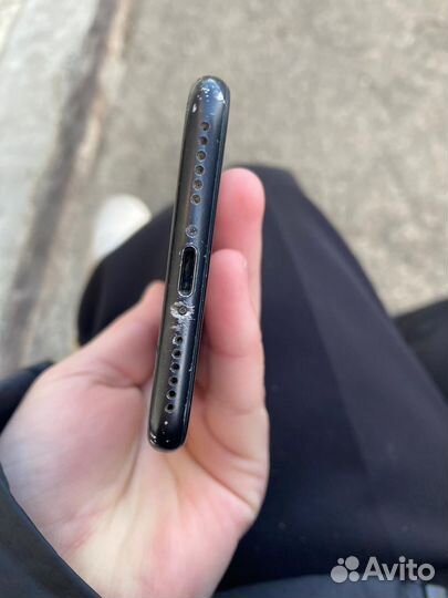 iPhone 7, 32 ГБ
