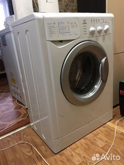 Стиральная машина indesit