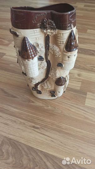 Ваза декоративная