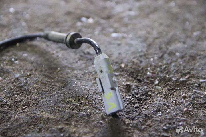 Датчик ABS перед на Лада X-ray