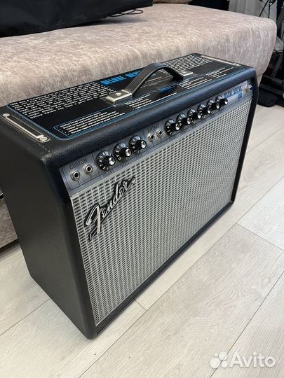 Комбоусилитель Fender Deluxe Reverb Custom '68