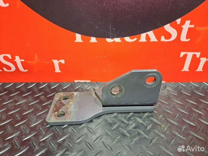 Кронштейн перекидок Renault T, Volvo FH