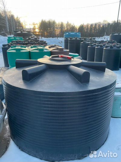Пластиковая емкость для воды 5500 л