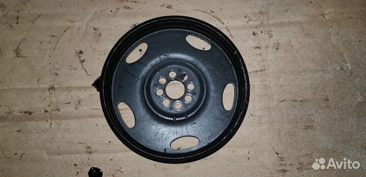 Audi A6 (C6) Шкив ремня BDW 2.4 2004-2008 год