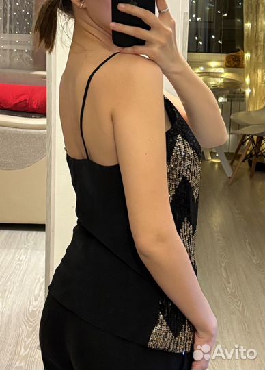 Топ в пайетках