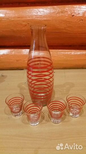 Графин и 4 рюмки