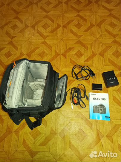 Зеркальный фотоаппарат canon 60d