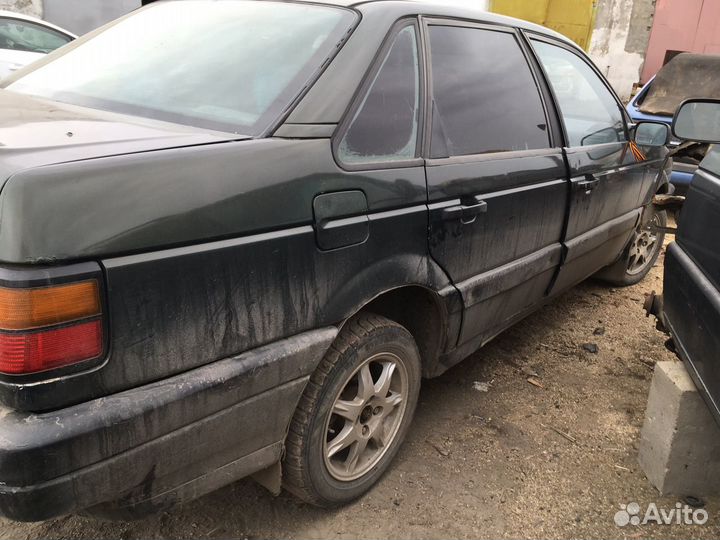 Volkswagen Passat, 1991