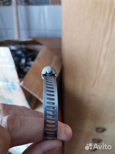 Хомуты червячные (новые)