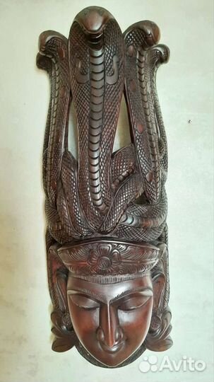 Маска-скульптура Царь Нага