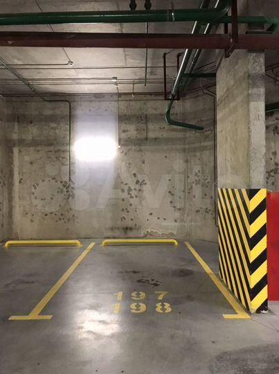 Машиноместо