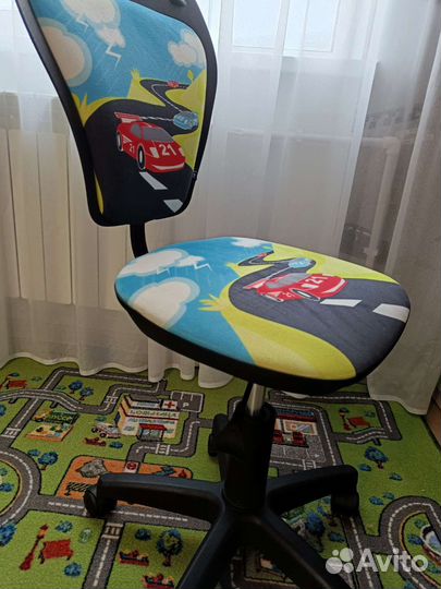 Компьютерное кресло