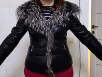 Куртка женская, кожаная с воротником из чернобурки