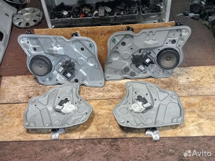 Стеклоподьемник Skoda Octavia A5