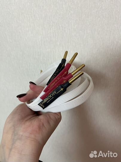 Кабель акустический Nordost White banana