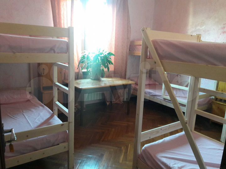 Комната 18 м² в 3-к., 2/3 эт.