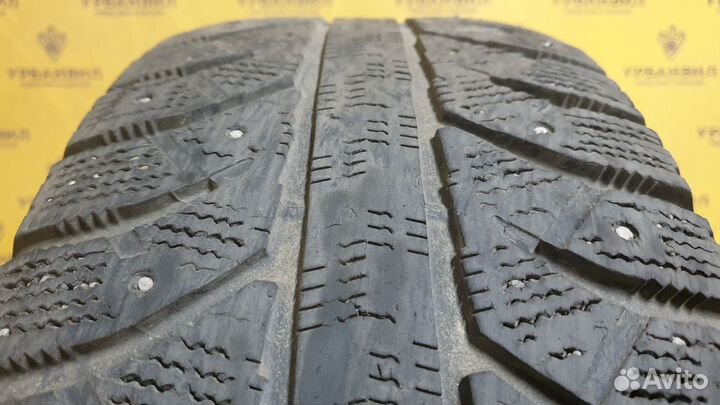 Bridgestone Ice Cruiser 7000 205/65 R15 94T