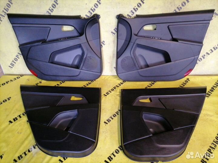 Обшивка двери Kia Sportage 3 2010-2015 2.0 G4KD