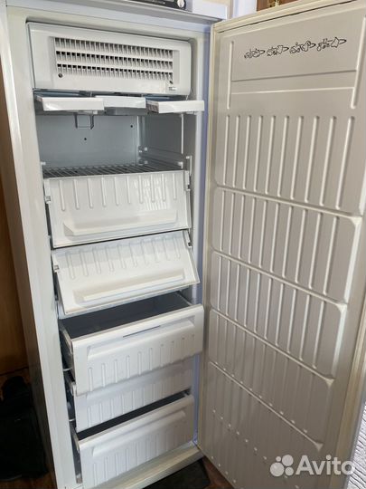 Морозильная камера Indesit SFR167NF.002 no frost