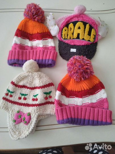 Шапка для девочки новая