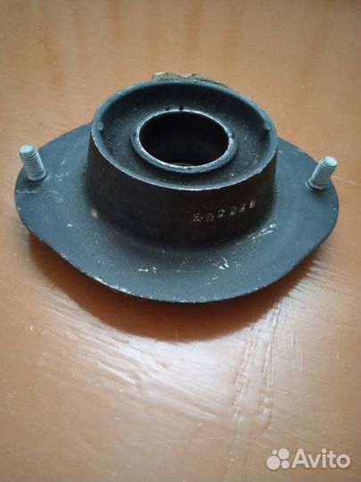 Опора передней стойки DaewooNexia,OpelKadet