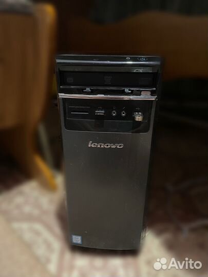 Системник с монитором