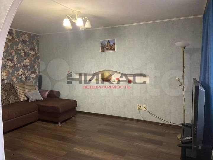 3-к. квартира, 70 м², 4/5 эт.