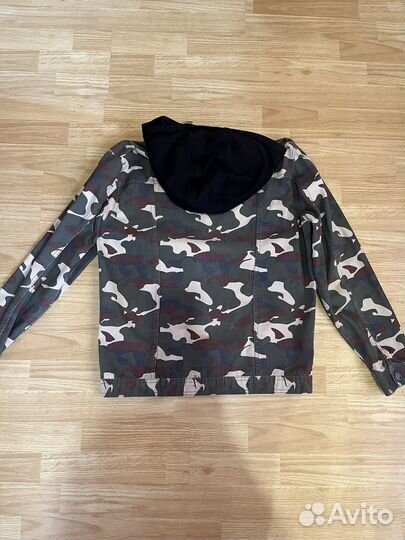 Куртка джинсовая