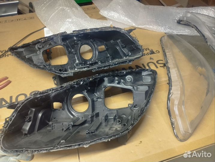 Корпуса фар и стекла Форд Куга 2. Цена за всё