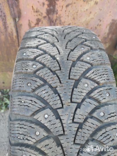 Nokian Tyres Hakkapeliitta 4 195/55 R15 89T