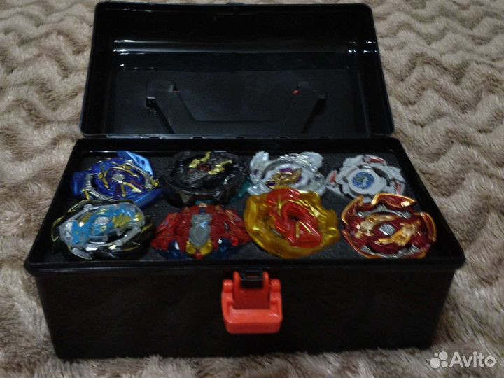 Beyblade Burst Box 8 Волчков