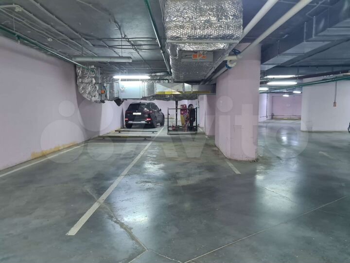 Машиноместо, 24 м²